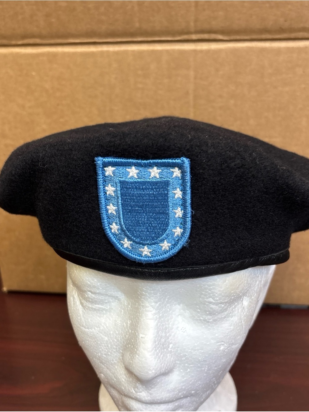 US Army Black Wool Beret Standard Blue Flash Size Medium 100% Wool